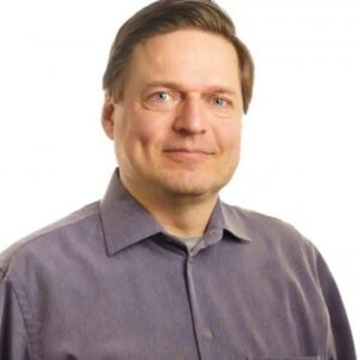 Porträt von Jiri Hietanen, Mitbegründer und CEO von Datacubist sowie Chefarchitekt von Simplebim.